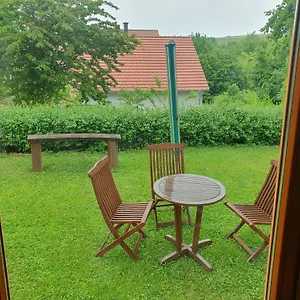 2 Mit Aussenpool Und Sauna , Sulzfeld am Main Deutschland